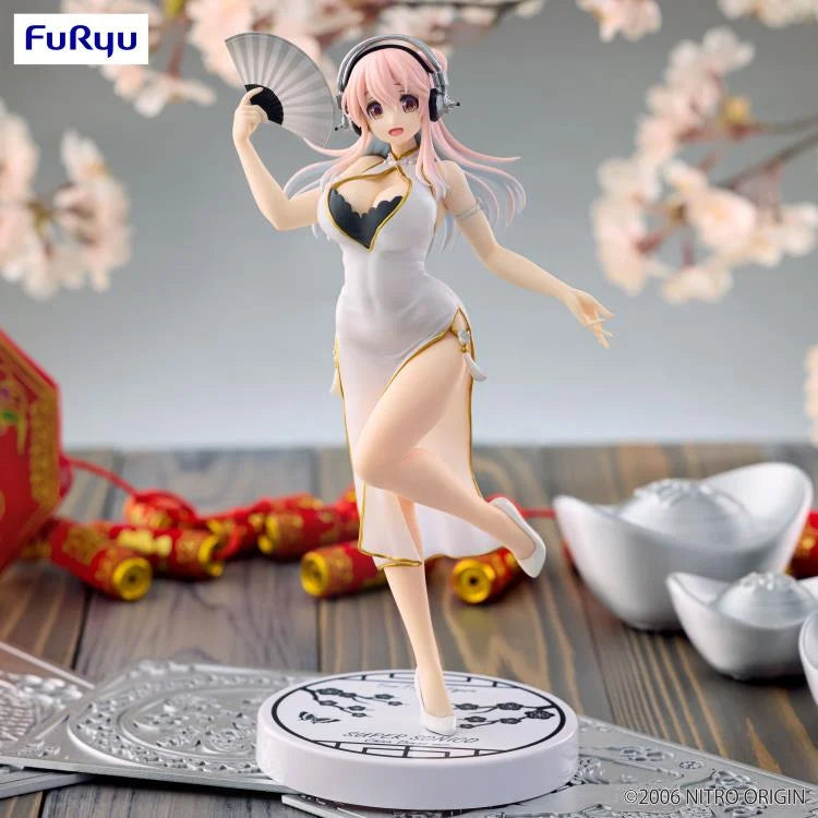 Super Sonico Trio-Try-iT Figure (White China Dress Ver.)